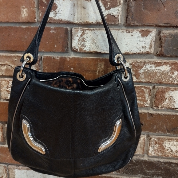 B Makowaky Leather Shoulder Bag/Purse - Picture 2 of 7